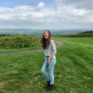 Meet your Posher, Kayla